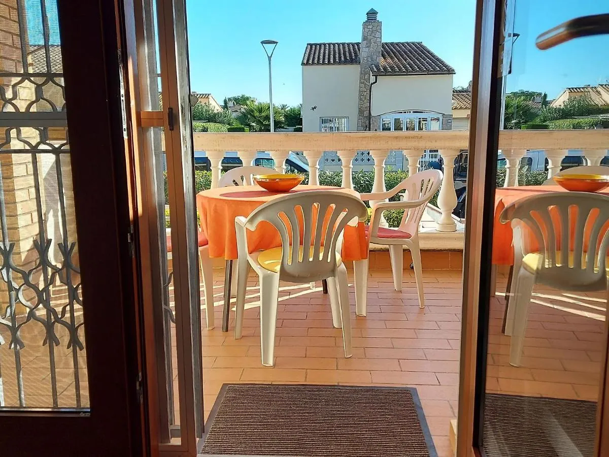 Belvilla By Oyo Sant Pere Playa Sant Pere Pescador 0*,  Ισπανία